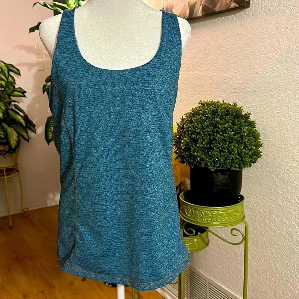 Lululemon blue tank top size 12